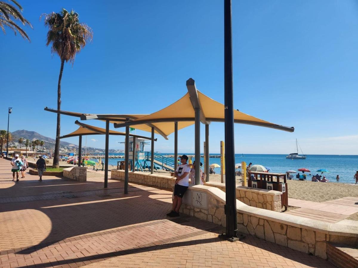 Bonito Atico En Primera Linea De Playa Con Piscina Fuengirola Extérieur photo